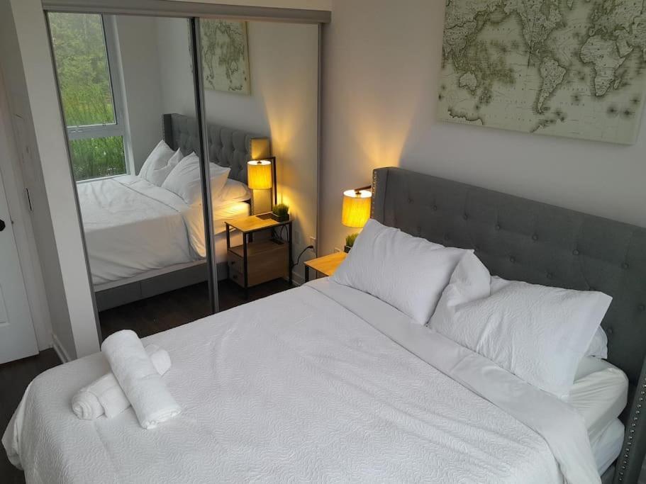 Cozy South View Suite Overlooking The Nature Trail Innisfil エクステリア 写真