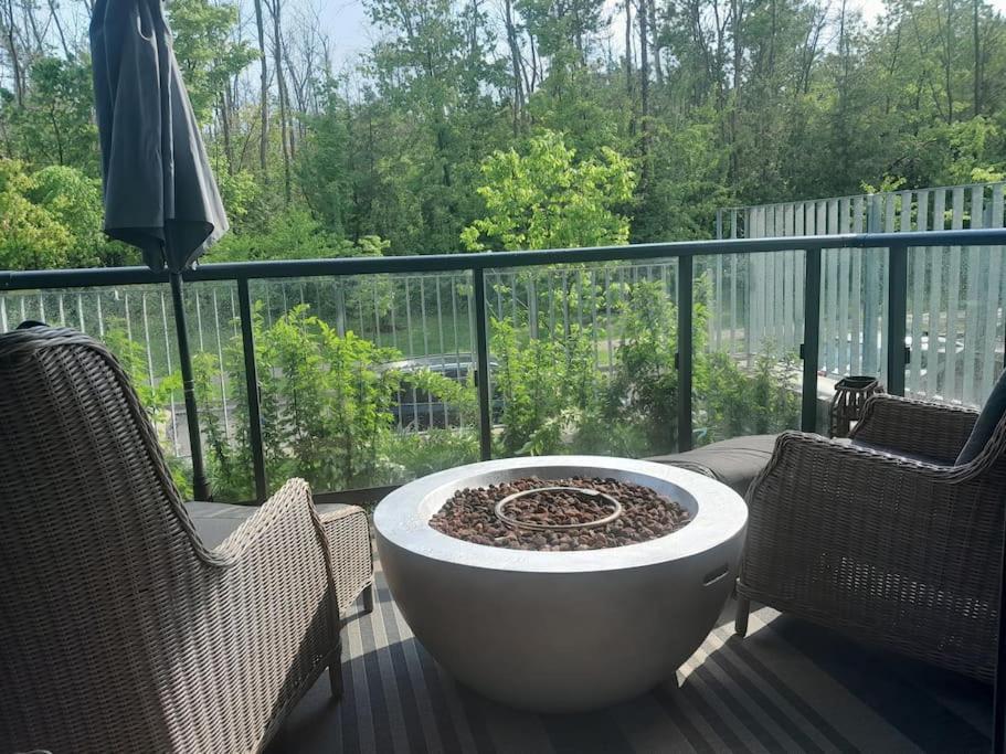 Cozy South View Suite Overlooking The Nature Trail Innisfil エクステリア 写真